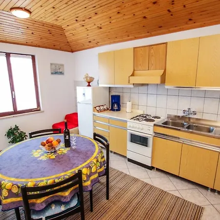 Mendikovic Guest house Porec