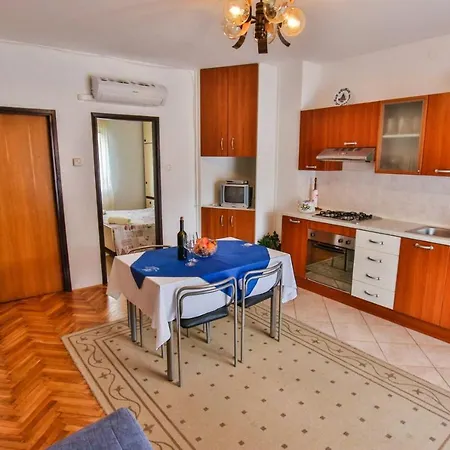 Guest house Mendikovic 3*