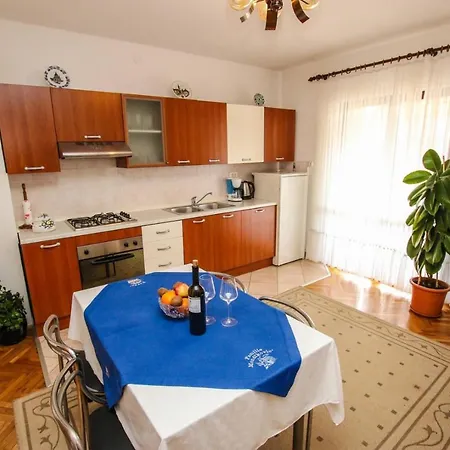 Guest house Mendikovic
